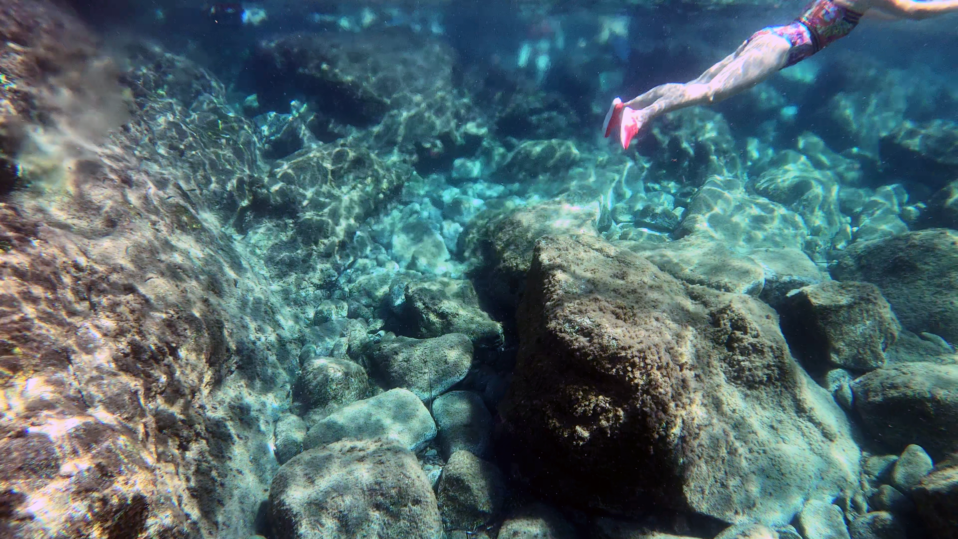 Volcanic spring - Sorgente vulcanica sottomarina - intotheblue.it